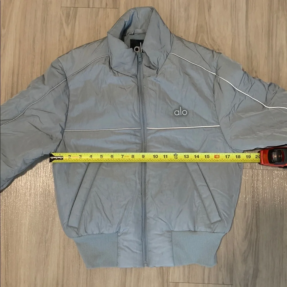 Alo Stand Collar Full Zip Drop Top Puffer Jacket in Cosmic Grey